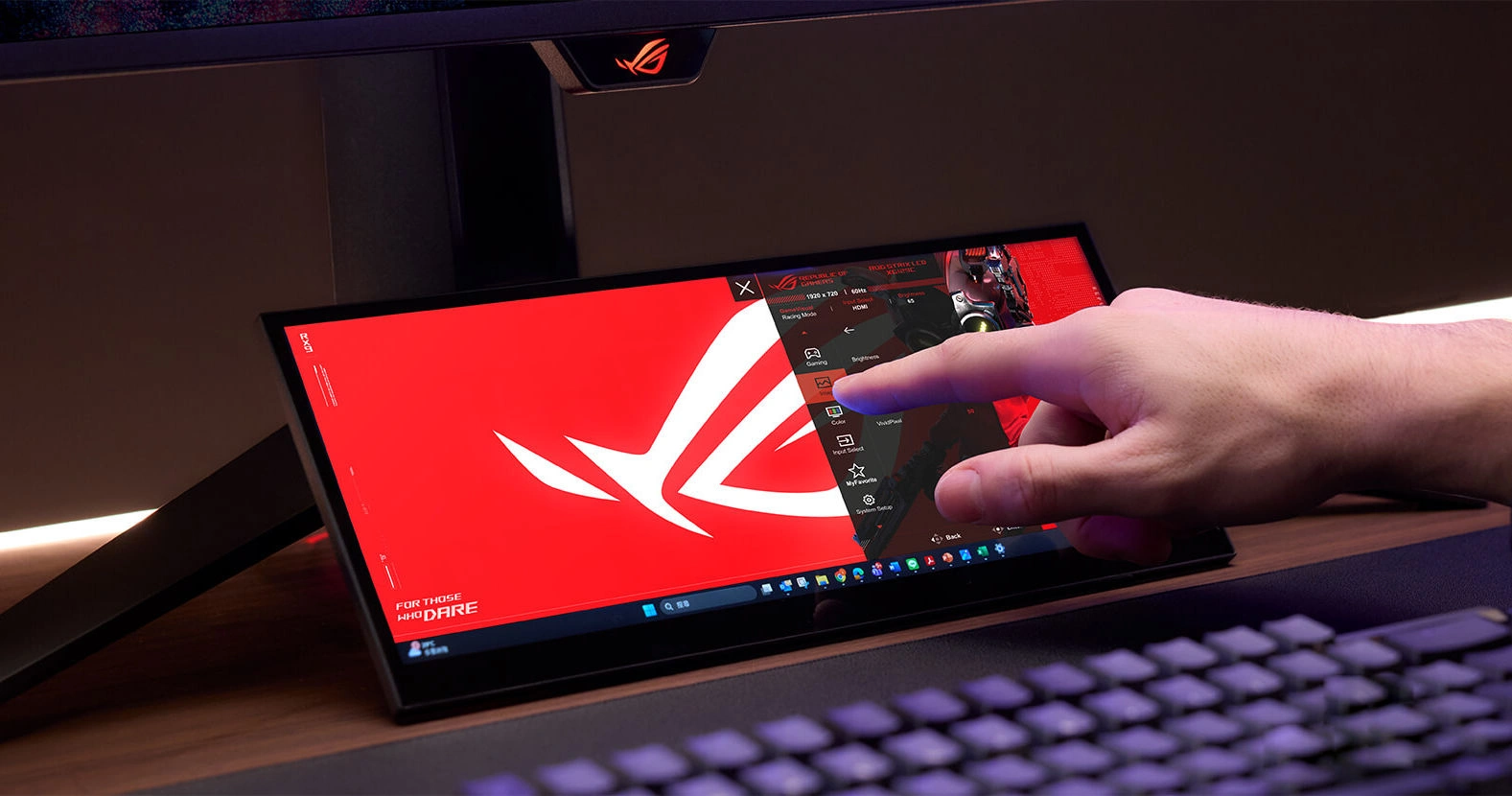 ASUS lanza el monitor auxiliar ROG Strix XG129C con pantalla táctil — Factivera